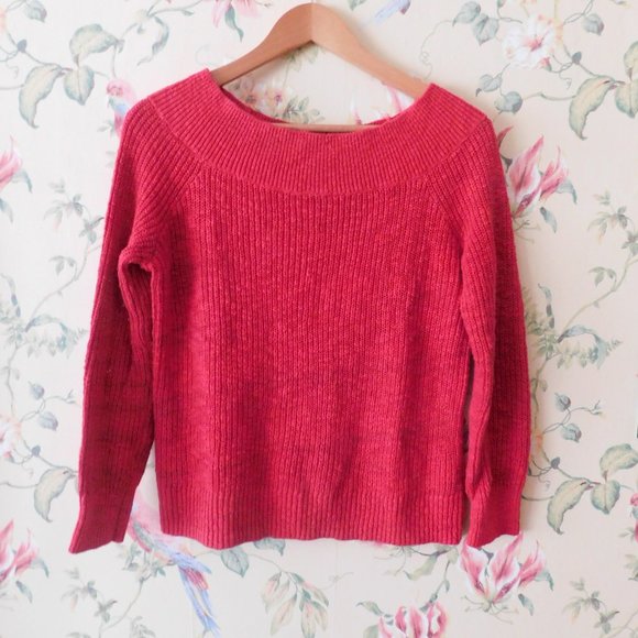 💕Red Sweater Knit 🌳🍃 - Picture 2 of 9